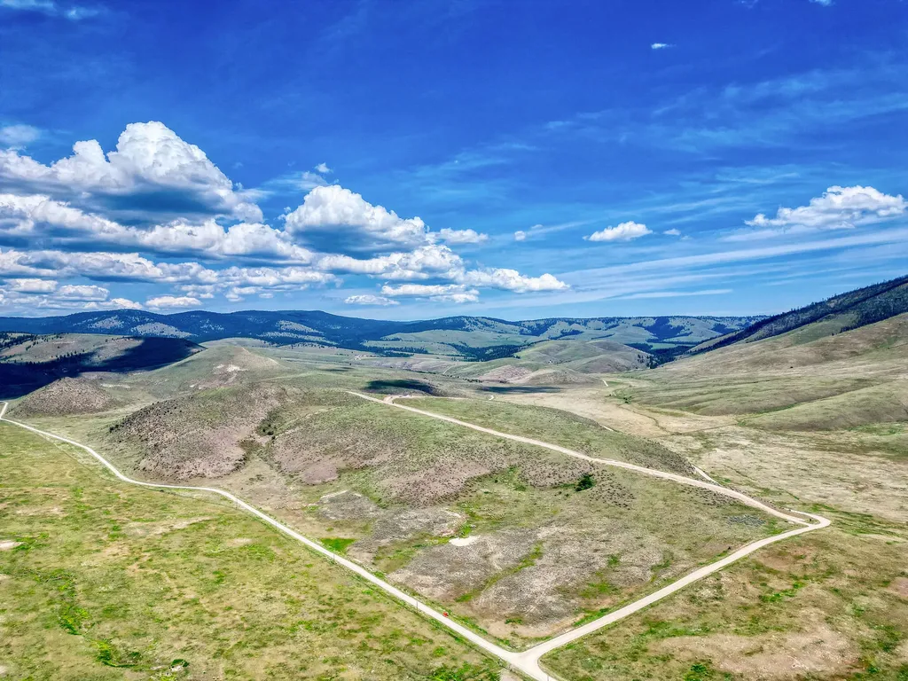 7800 Browns Meadow Road Niarada MT 59845