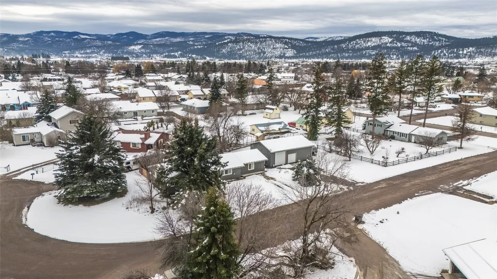 1545 Lehi Lane Kalispell MT 59901