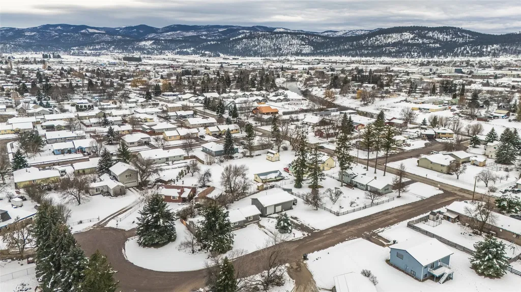 1545 Lehi Lane Kalispell MT 59901