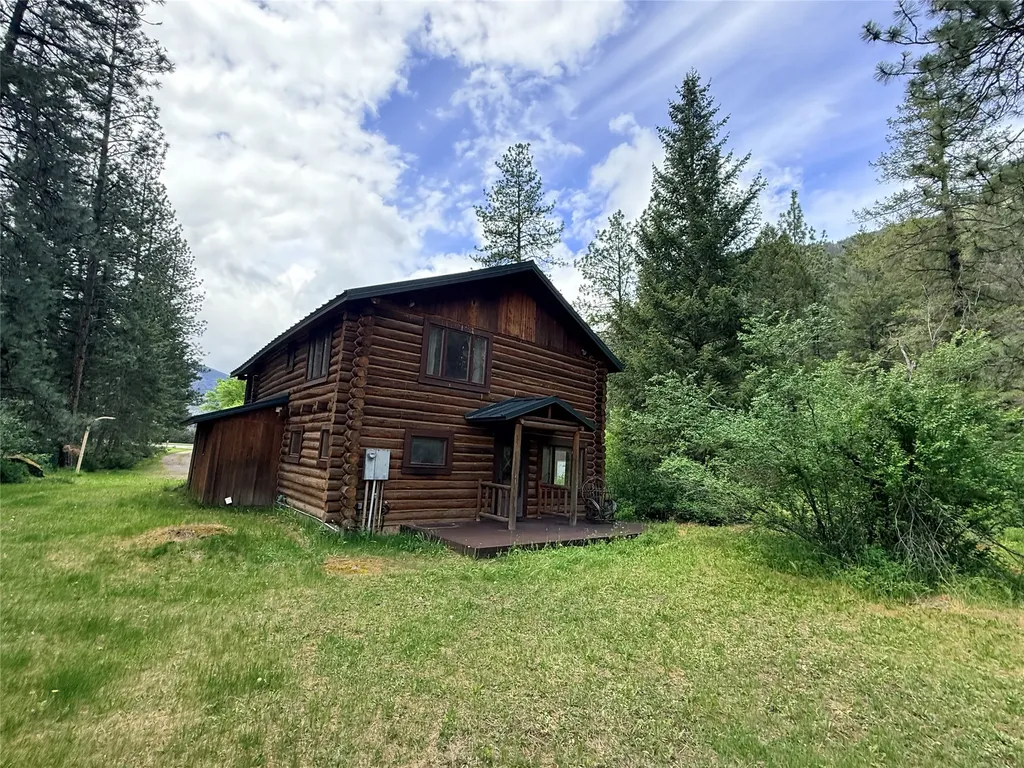 6599 Mt Highway 200 Plains MT 59859
