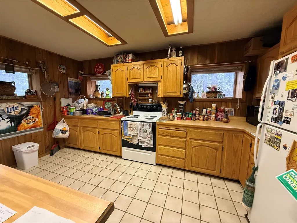6599 Mount Highway 200 Plains MT 59859