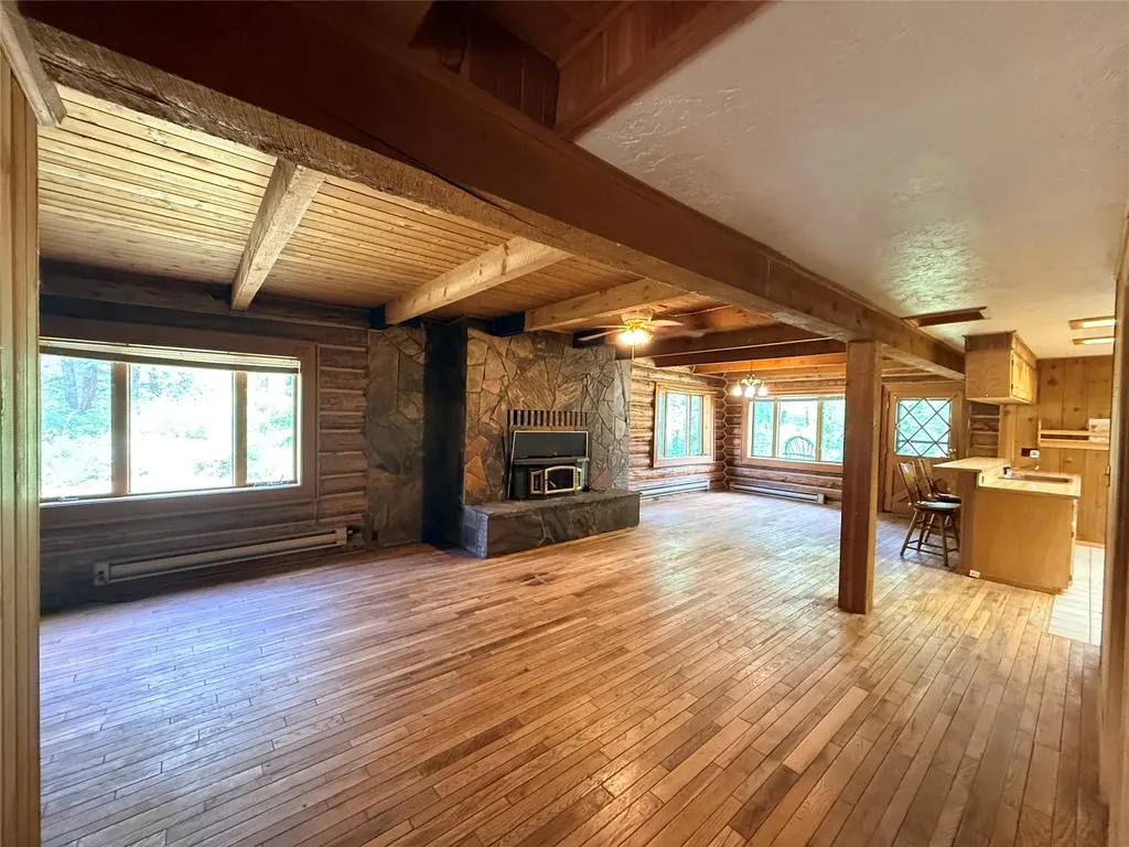 6599 Mt Highway 200 Plains MT 59859