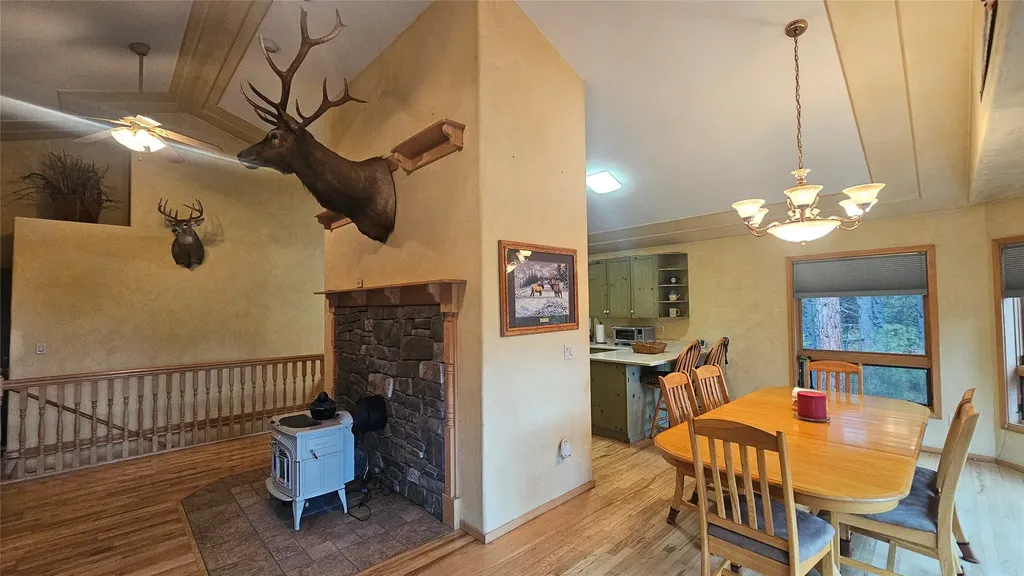 3725 Stonewall Creek Road Lincoln MT 59639
