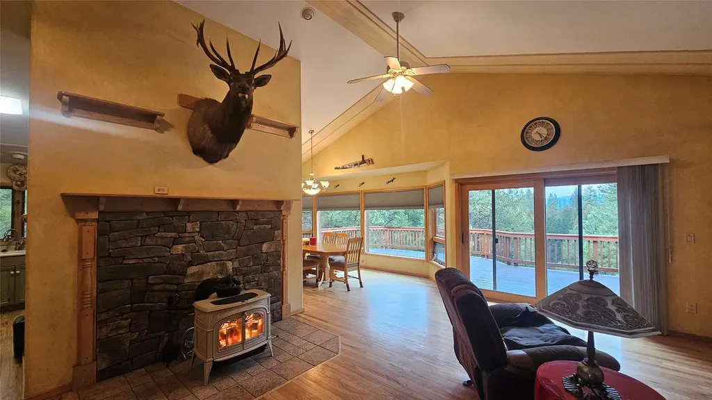 3725 Stonewall Creek Road Lincoln MT 59639