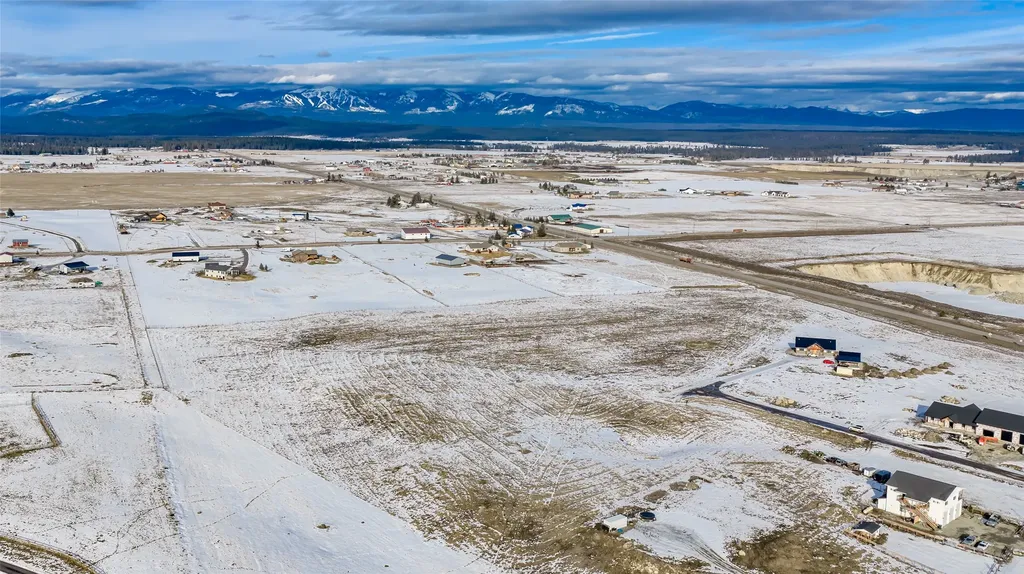 44 Dawson Lane Kalispell MT 59901