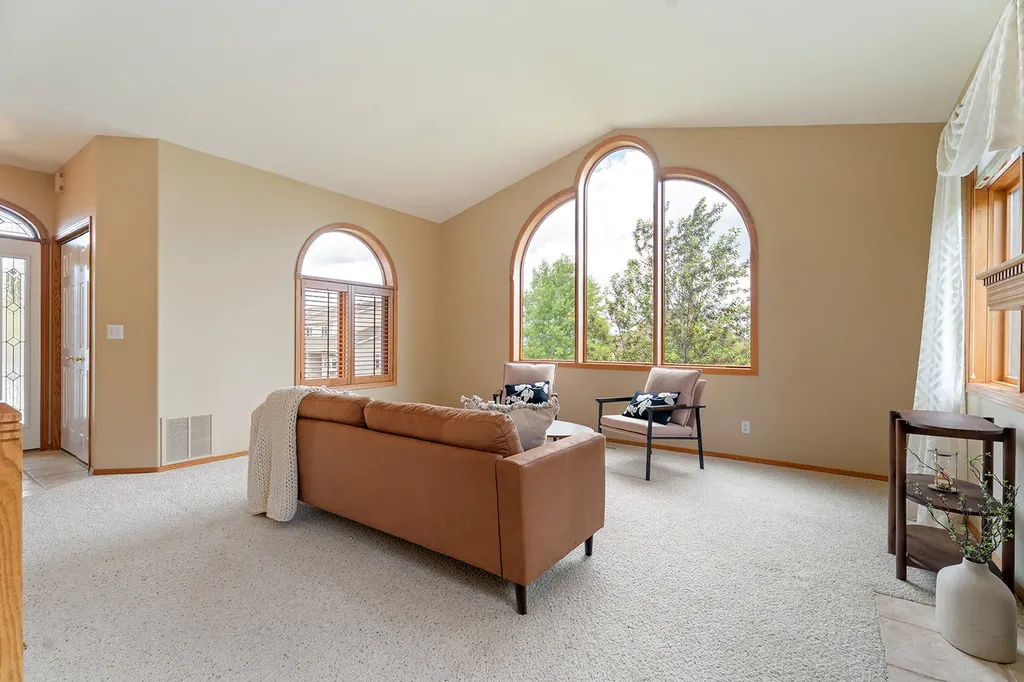 33 Carriage Lane Helena MT 59601
