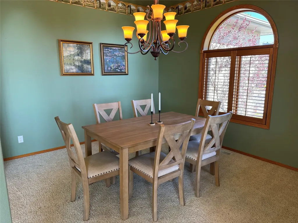 33 Carriage Lane Helena MT 59601
