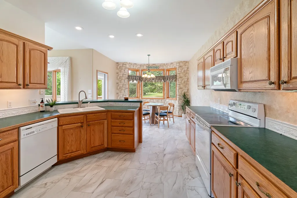 33 Carriage Lane Helena MT 59601