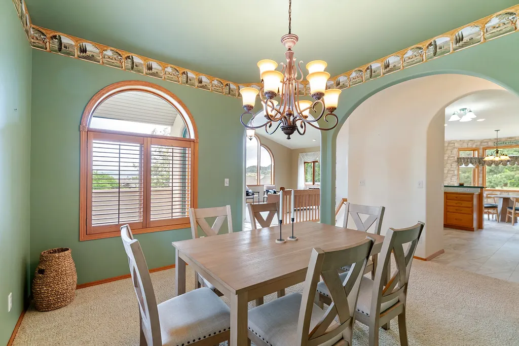 33 Carriage Lane Helena MT 59601