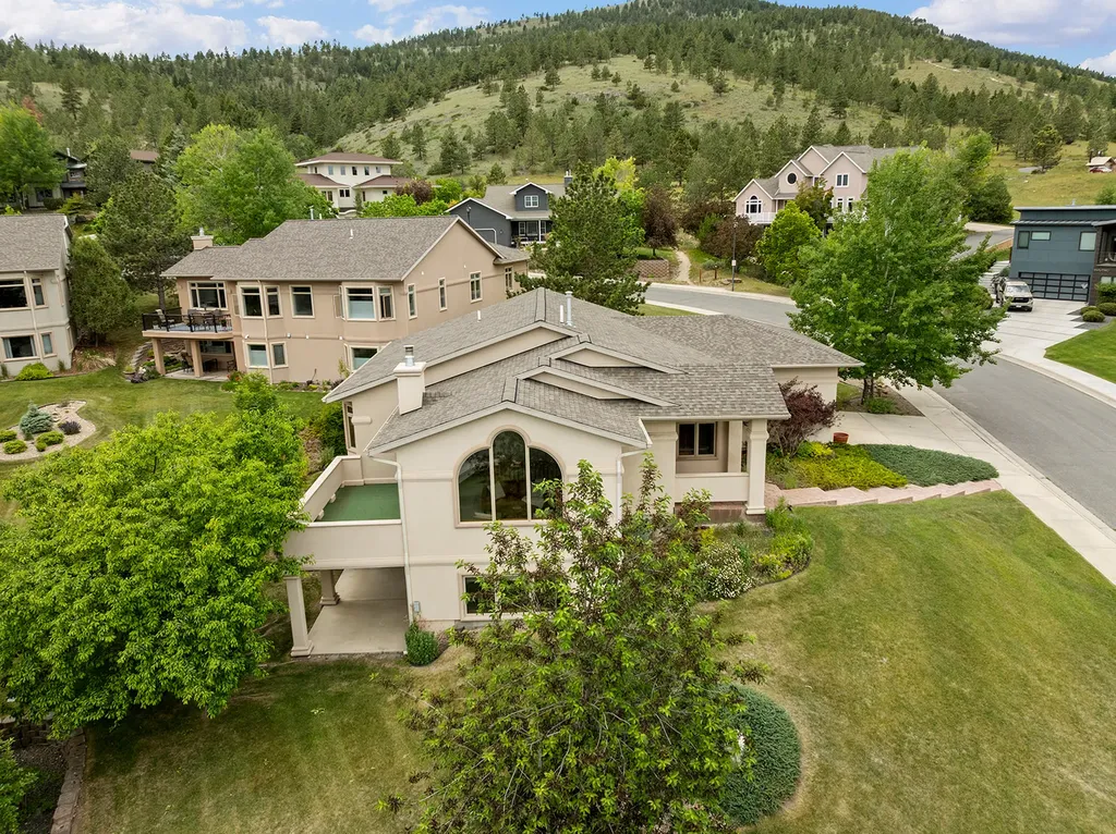 33 Carriage Lane Helena MT 59601