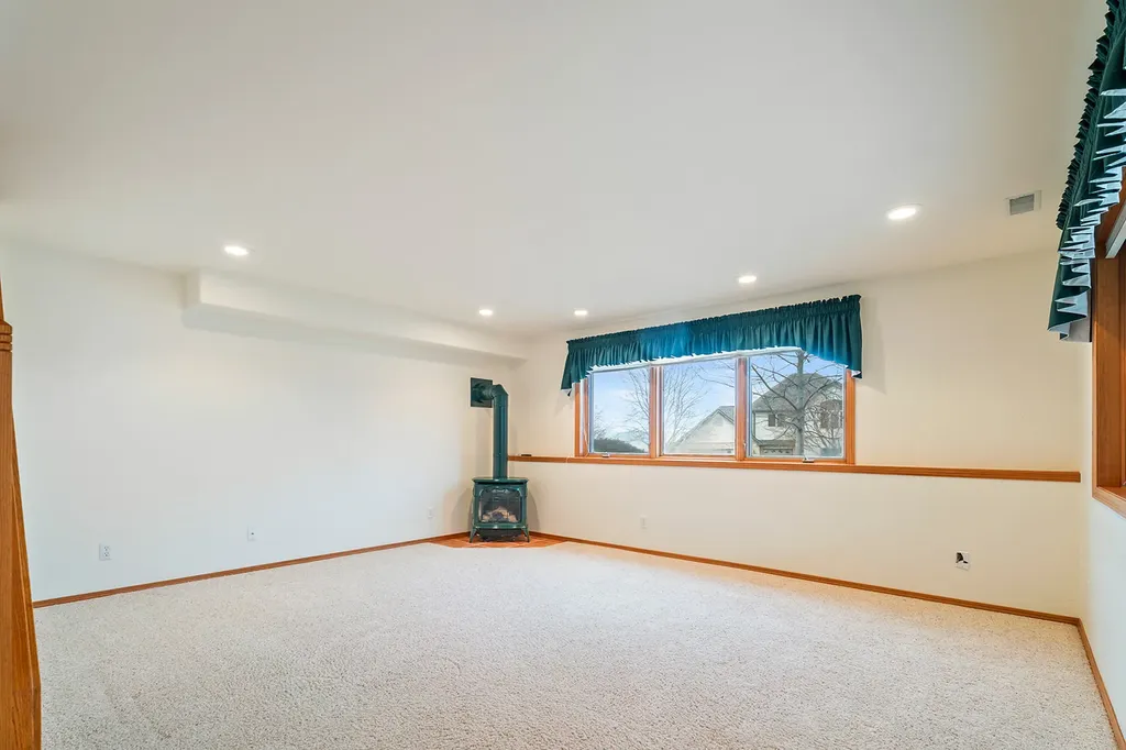 33 Carriage Lane Helena MT 59601