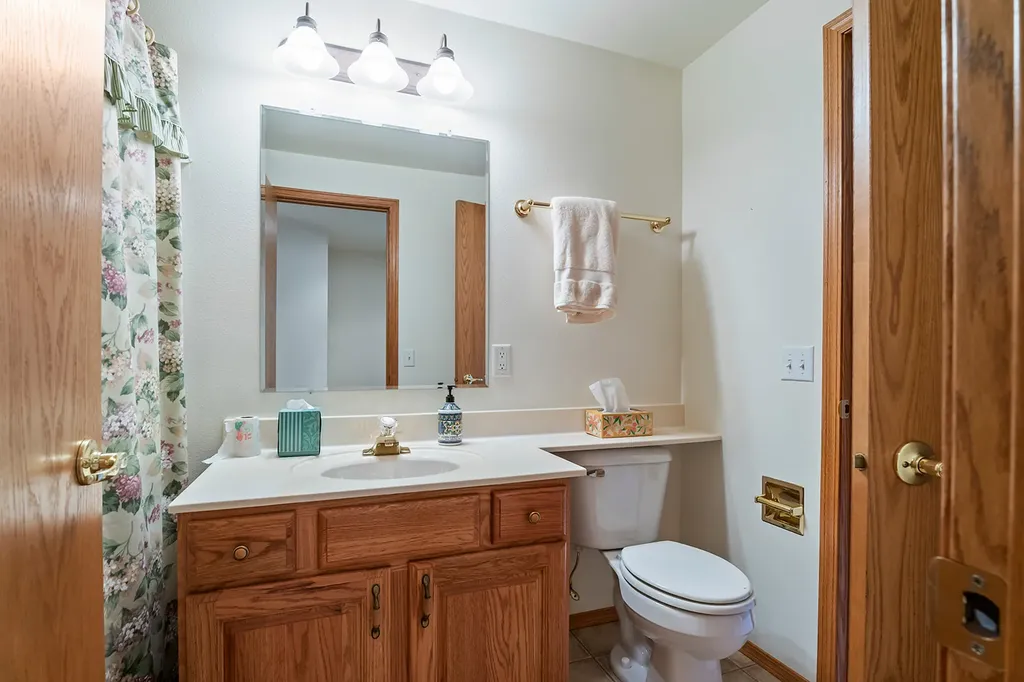 33 Carriage Lane Helena MT 59601