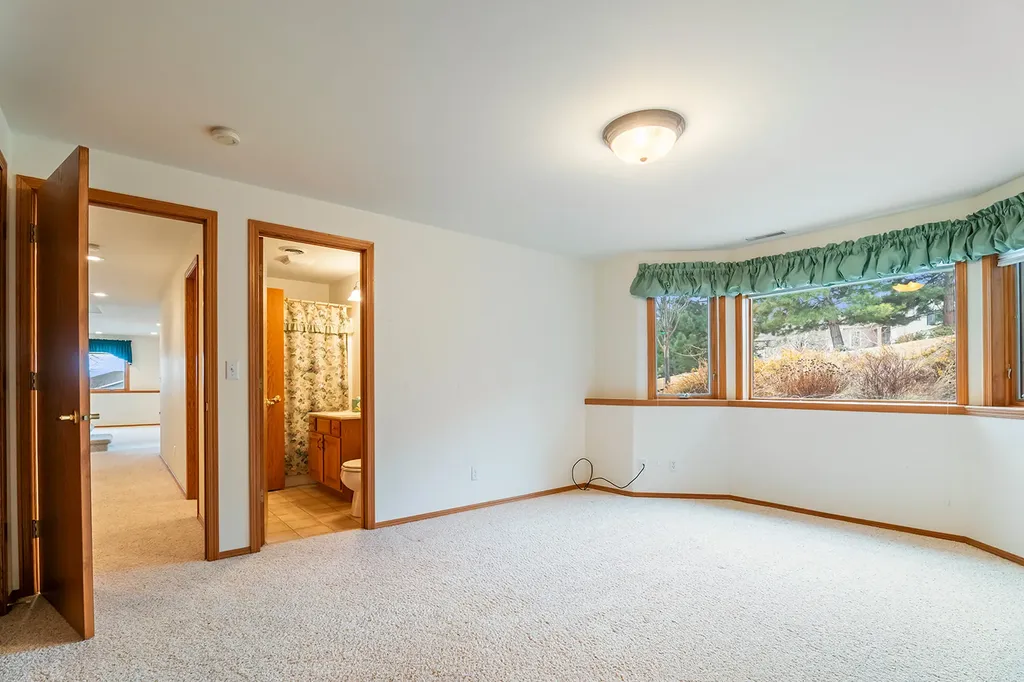 33 Carriage Lane Helena MT 59601