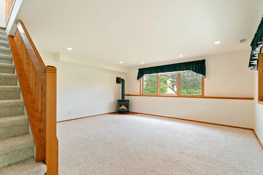 33 Carriage Lane Helena MT 59601