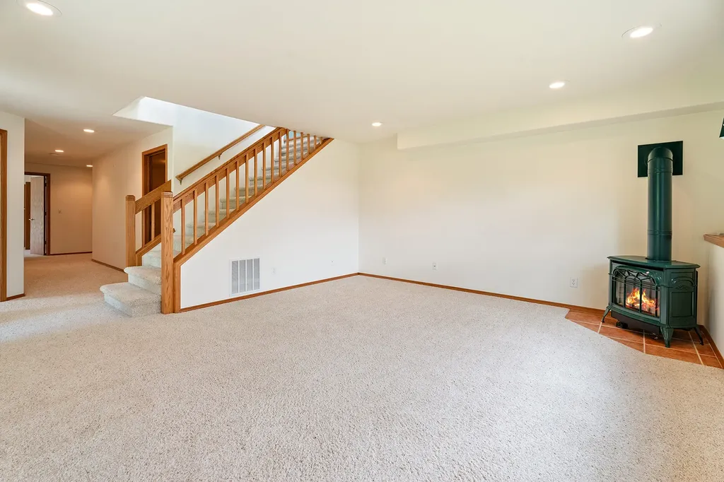 33 Carriage Lane Helena MT 59601