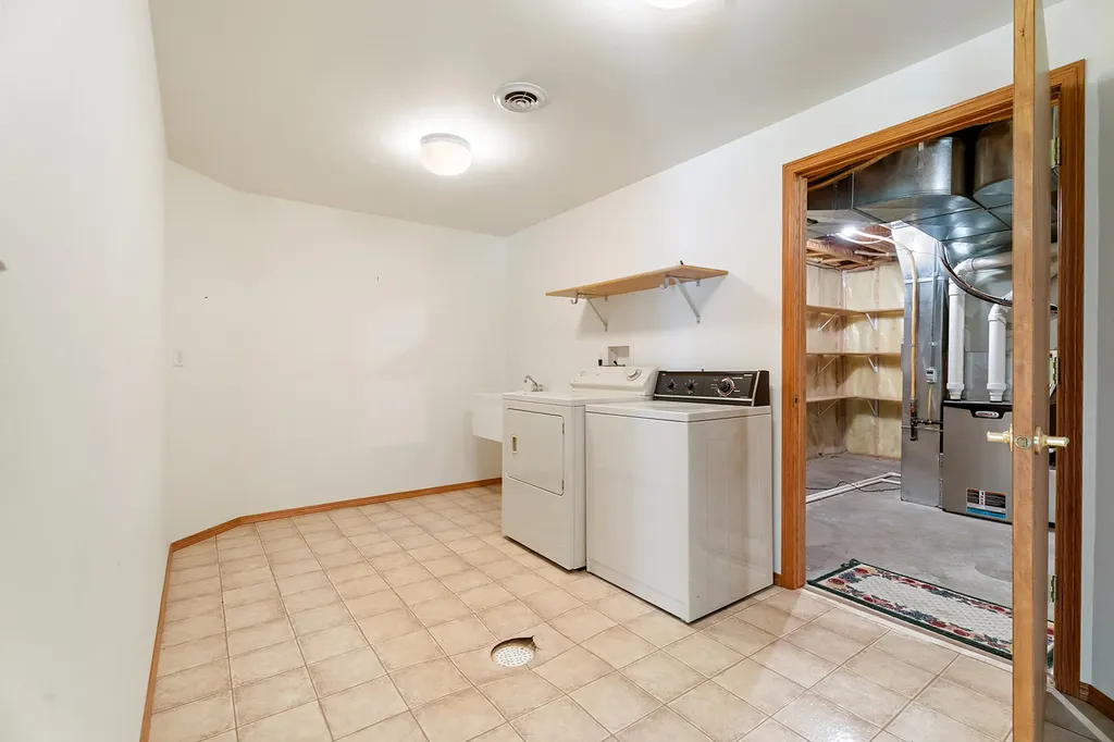 33 Carriage Lane Helena MT 59601