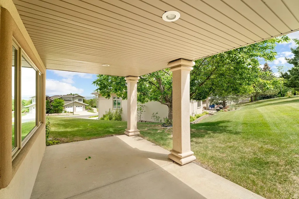 33 Carriage Lane Helena MT 59601