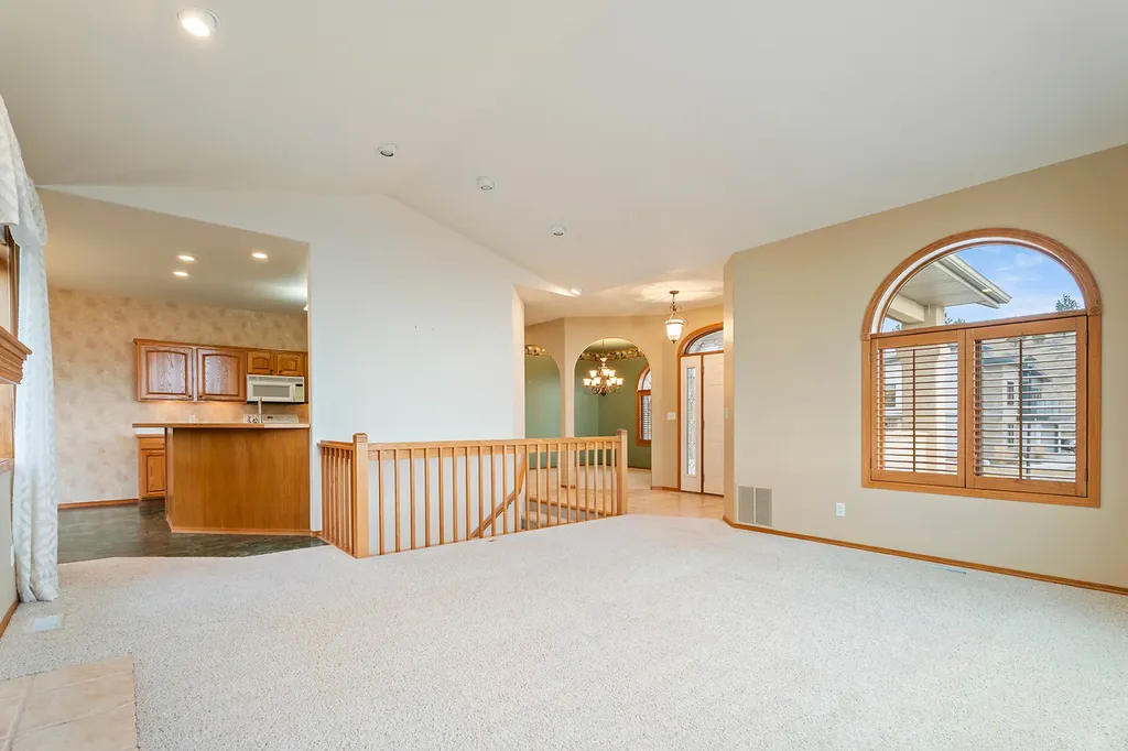 33 Carriage Lane Helena MT 59601
