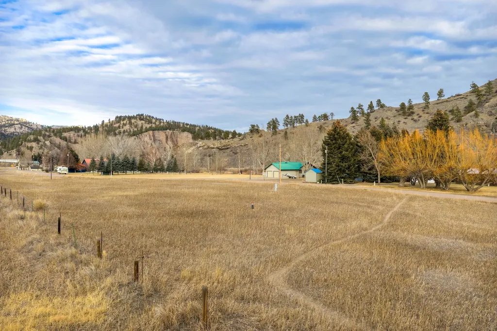 24 Golden Eagle Drive Cascade MT 59421