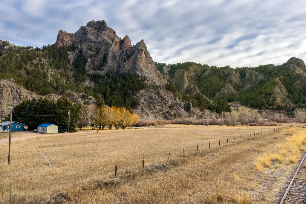 24 Golden Eagle Drive Cascade MT 59421
