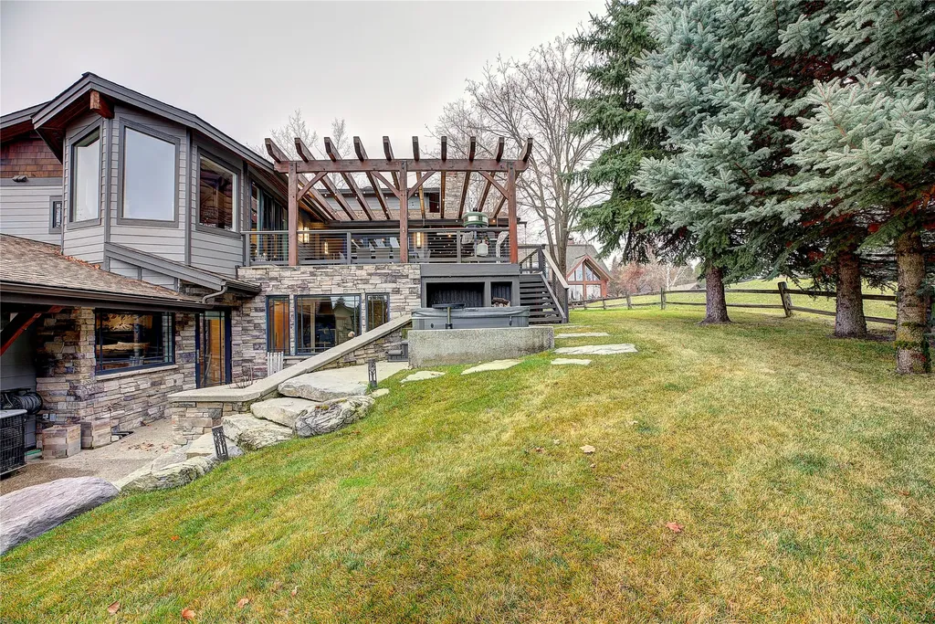 307 & 309 Fairway Drive Whitefish MT 59937