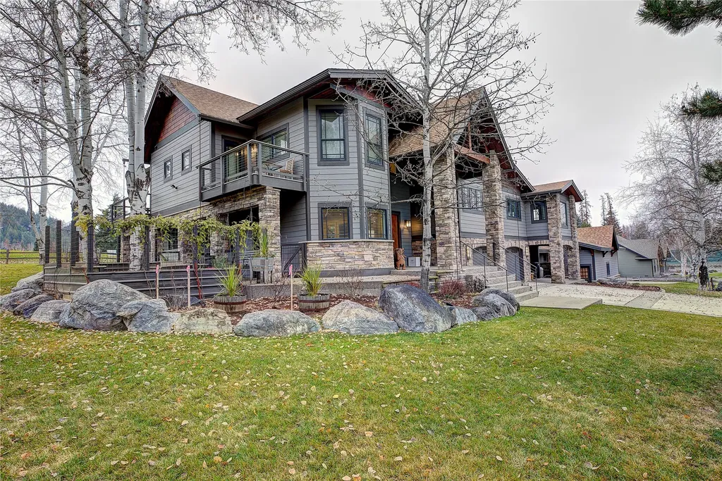 307 & 309 Fairway Drive Whitefish MT 59937
