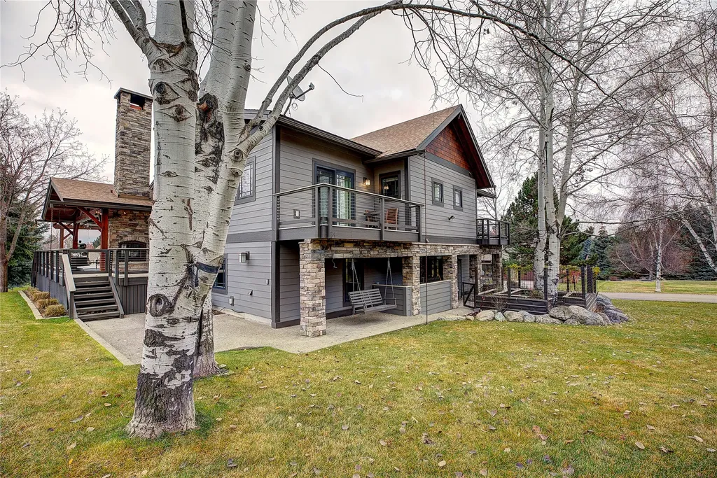 307 & 309 Fairway Drive Whitefish MT 59937