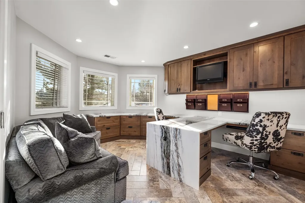307 & 309 Fairway Drive Whitefish MT 59937