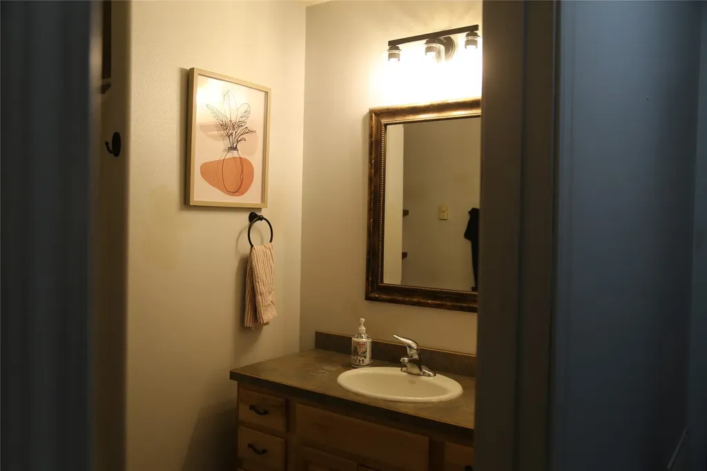 2495 Kootenai River Road Libby MT 59923