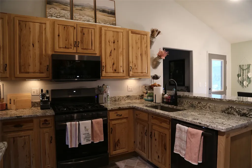 2495 Kootenai River Road Libby MT 59923