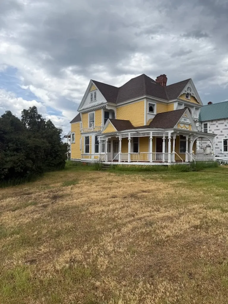 603 California Avenue Deer Lodge MT 59722
