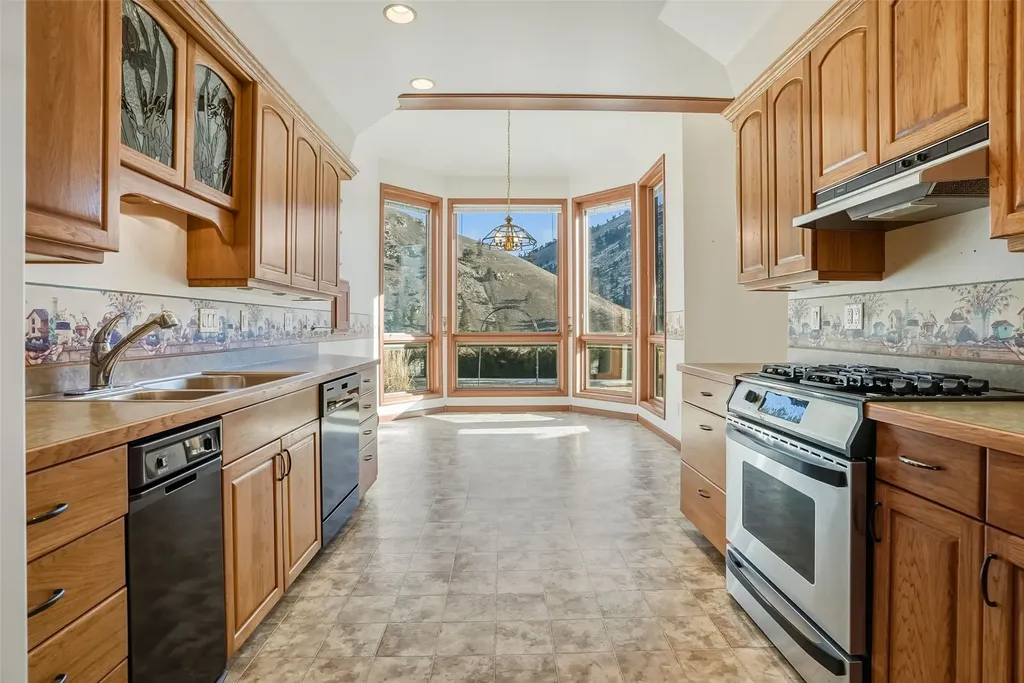 154 Bertie Lord Lane Conner MT 59827