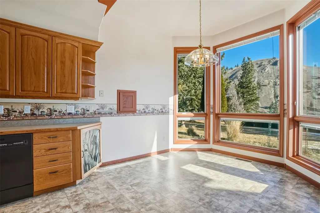 154 Bertie Lord Lane Conner MT 59827