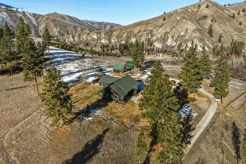 154 Bertie Lord Lane Conner MT 59827