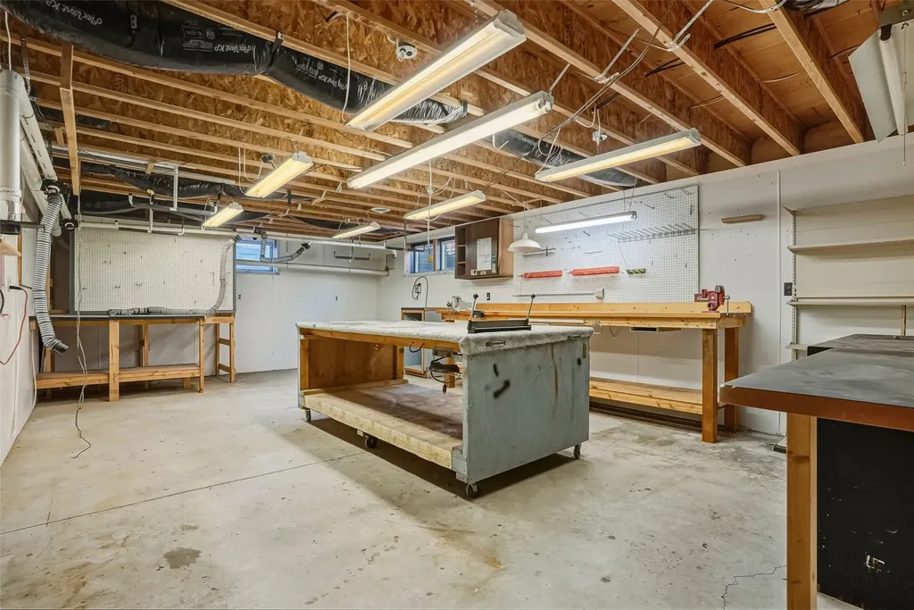 154 Bertie Lord Lane Conner MT 59827