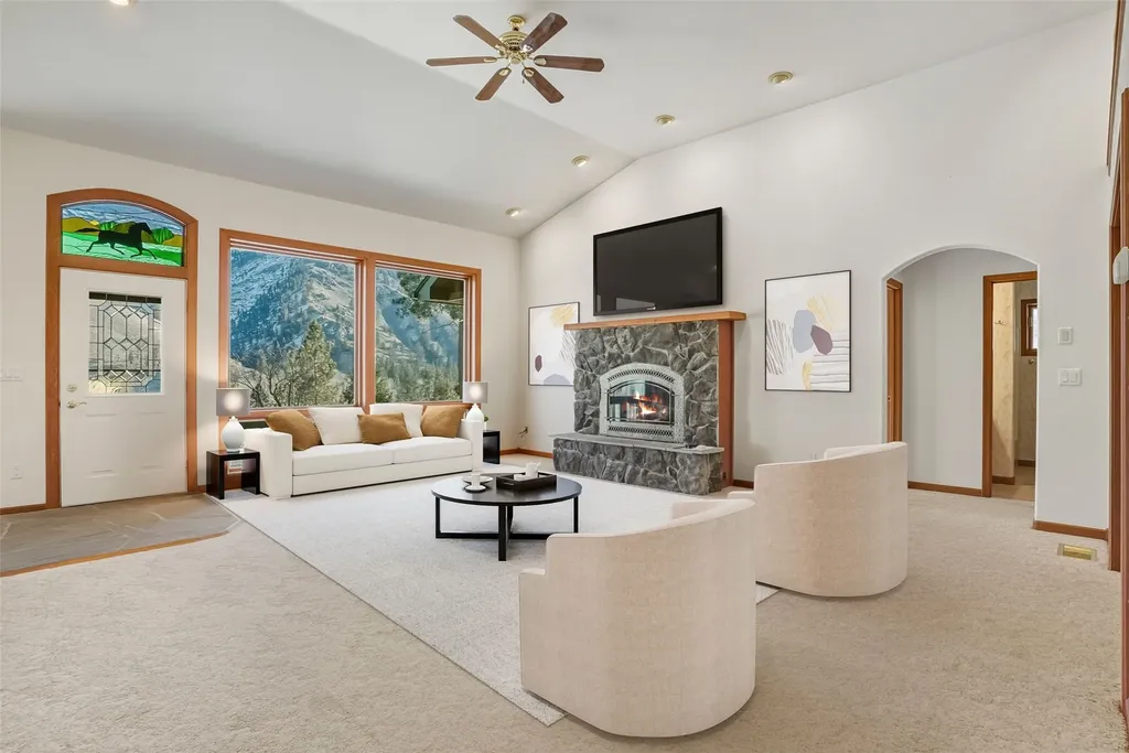 154 Bertie Lord Lane Conner MT 59827