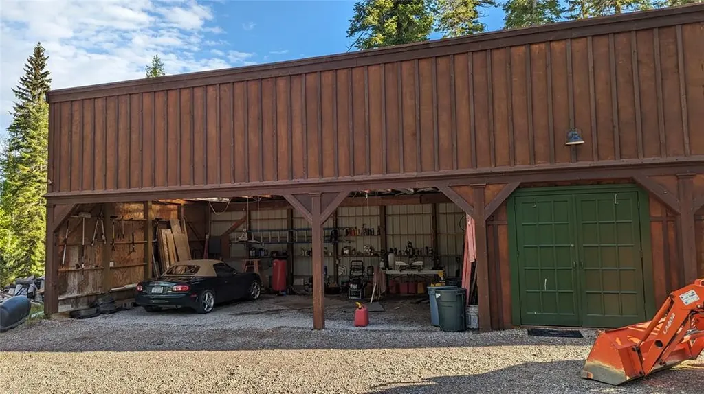 420 Little Creek Lane Whitefish MT 59937