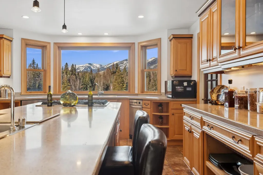 420 Little Creek Lane Whitefish MT 59937