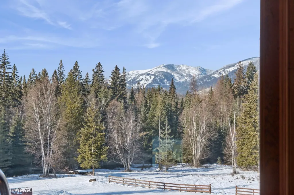 420 Little Creek Lane Whitefish MT 59937
