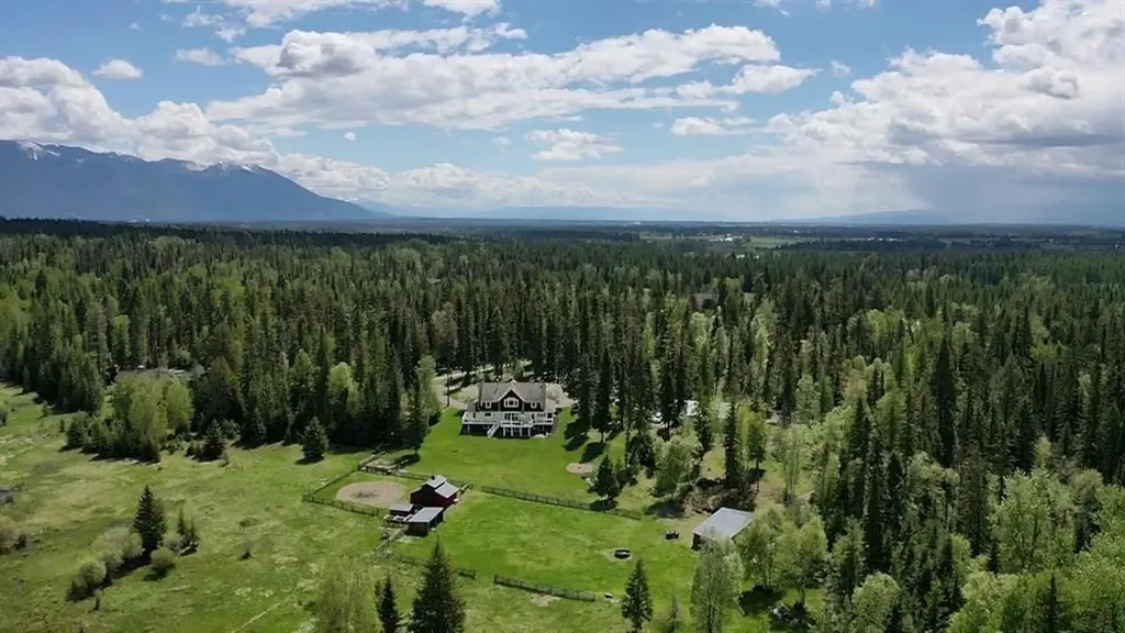 420 Little Creek Lane Whitefish MT 59937