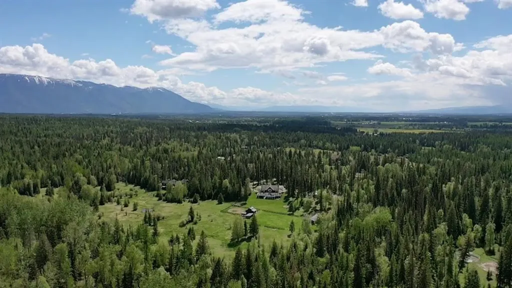 420 Little Creek Lane Whitefish MT 59937