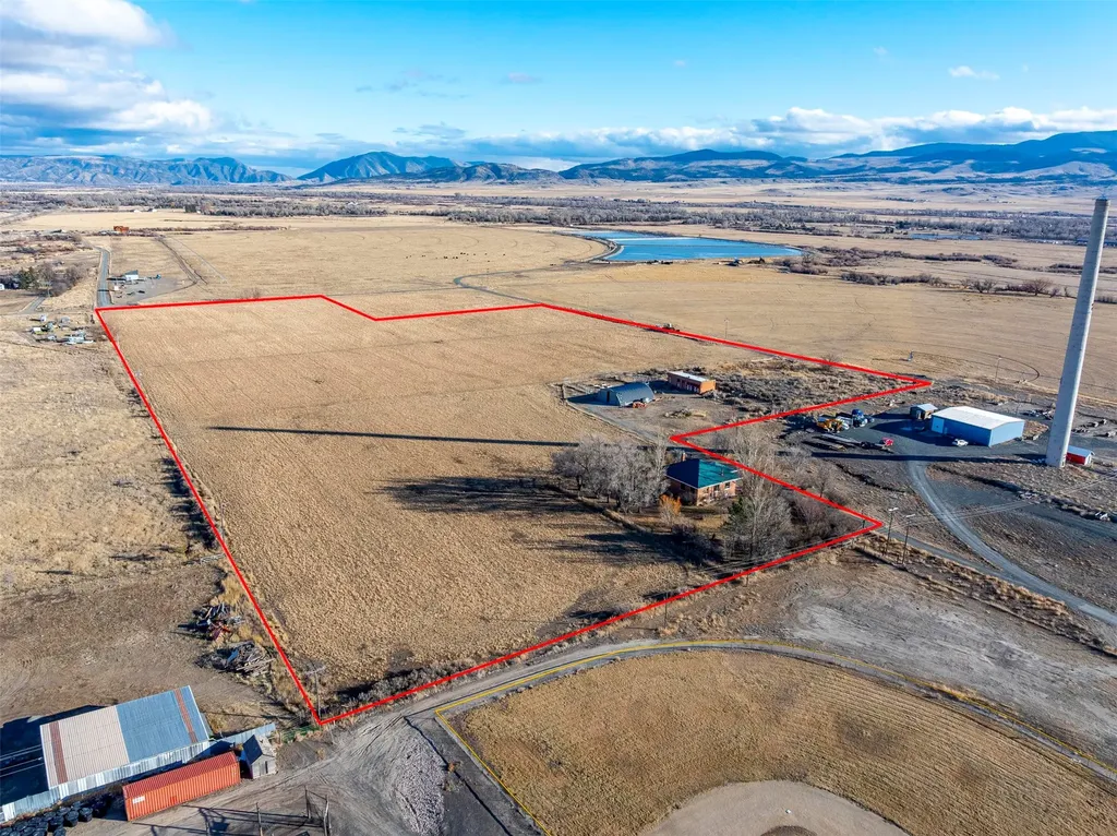 27 Sugar Beet Row Whitehall MT 59759
