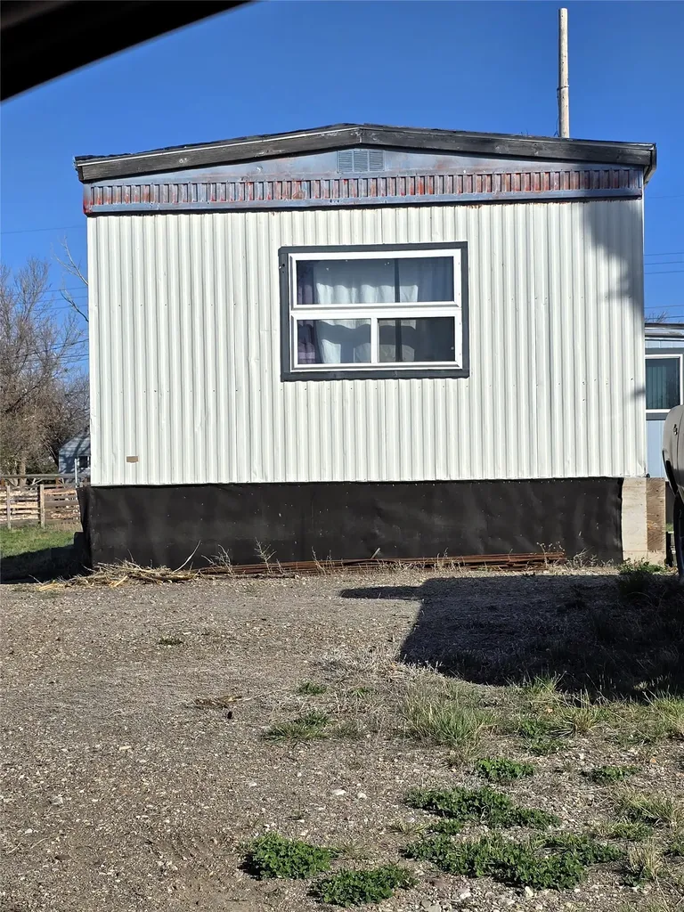 125 5th Avenue NE Cut Bank MT 59427
