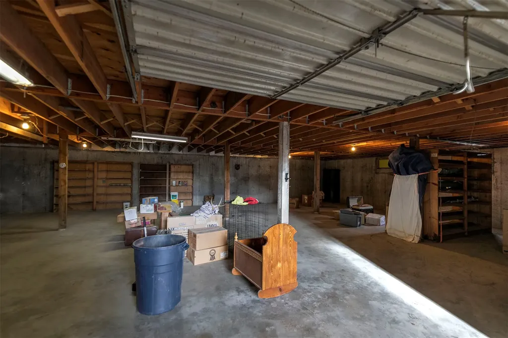 1810 1/2 River Road Missoula MT 59801