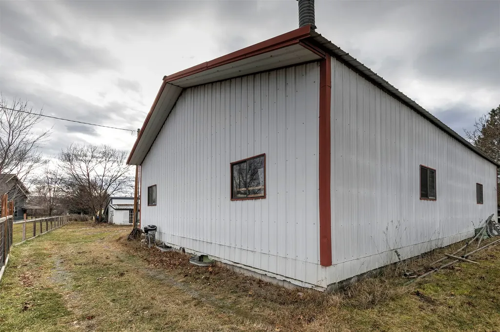 1810 1/2 River Road Missoula MT 59801