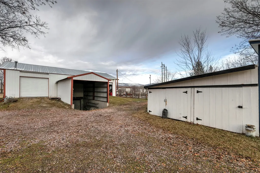 1810 1/2 River Road Missoula MT 59801