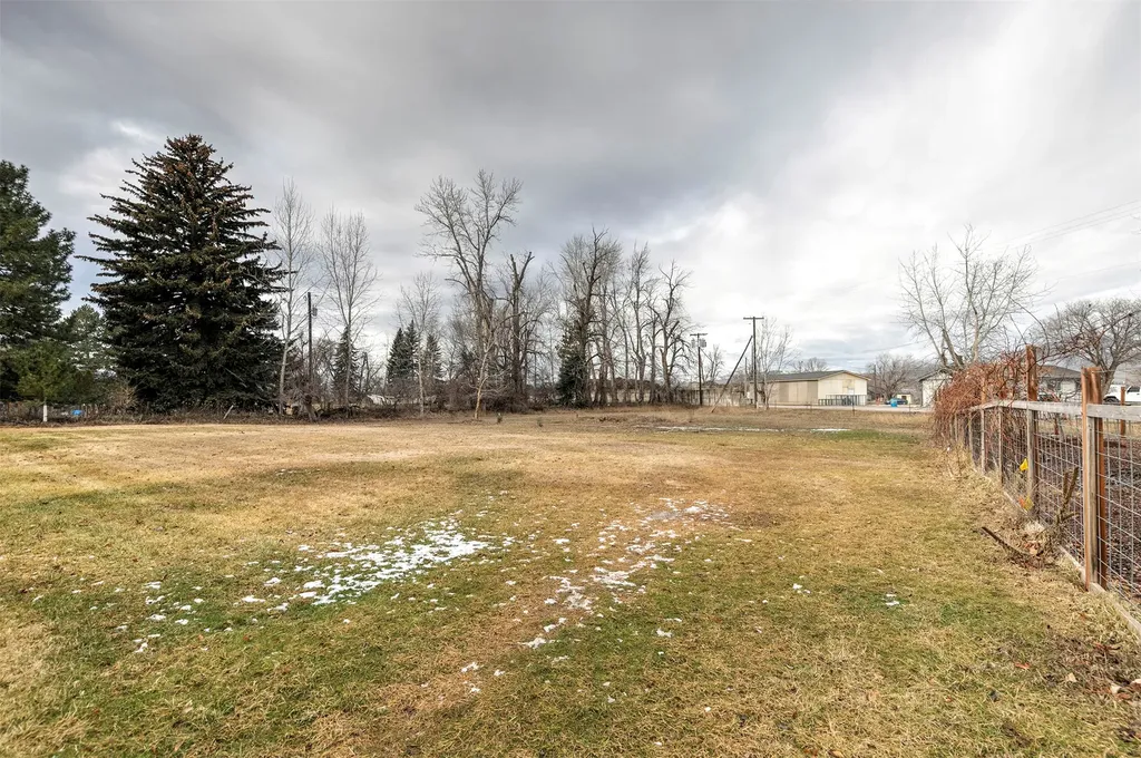 1810 1/2 River Road Missoula MT 59801
