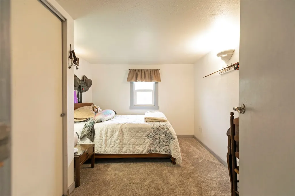 1810 1/2 River Road Missoula MT 59801