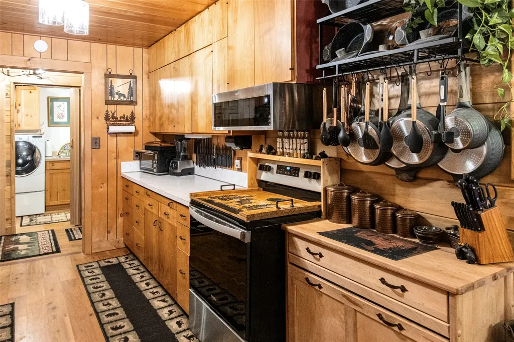 33011 Snyder Hill Lane Ronan MT 59864