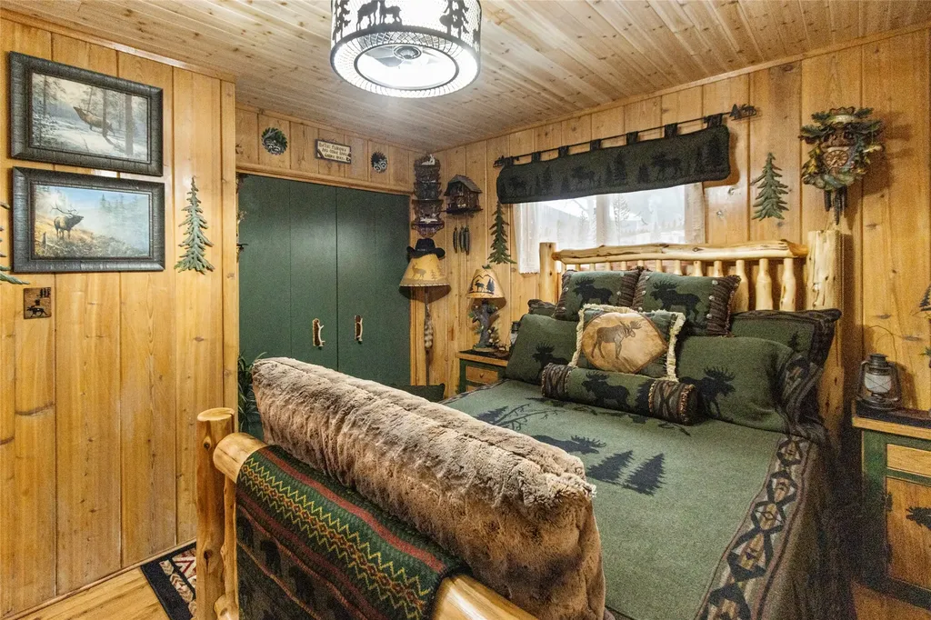 33011 Snyder Hill Lane Ronan MT 59864